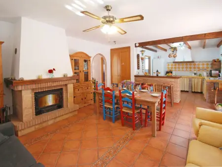 Schönes Landhaus mit Pool, Klimaanlage, Privatsphäre. - Photo 23