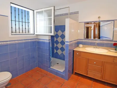 Schönes Landhaus mit Pool, Klimaanlage, Privatsphäre. - Photo 35