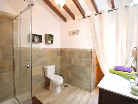 in Comares mit Offenem Kamin, Maison 6 personnes à Comares - Photo 26