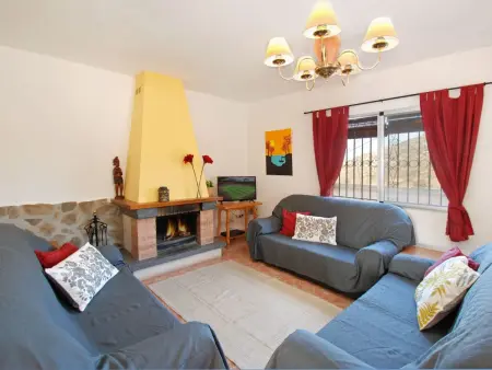 Finca auf einem eingezäunten Grundstück, Maison 6 personnes à Comares - Photo 19