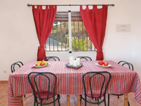 Finca auf einem eingezäunten Grundstück, Maison 6 personnes à Comares - Photo 21