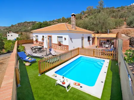 Ganzes Haus in Comares mit abschließbarem Parkplatz - Photo 9