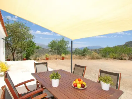 Finca  Casa Maria  mit Bergblick, Maison 7 personnes à Comares - Photo 1