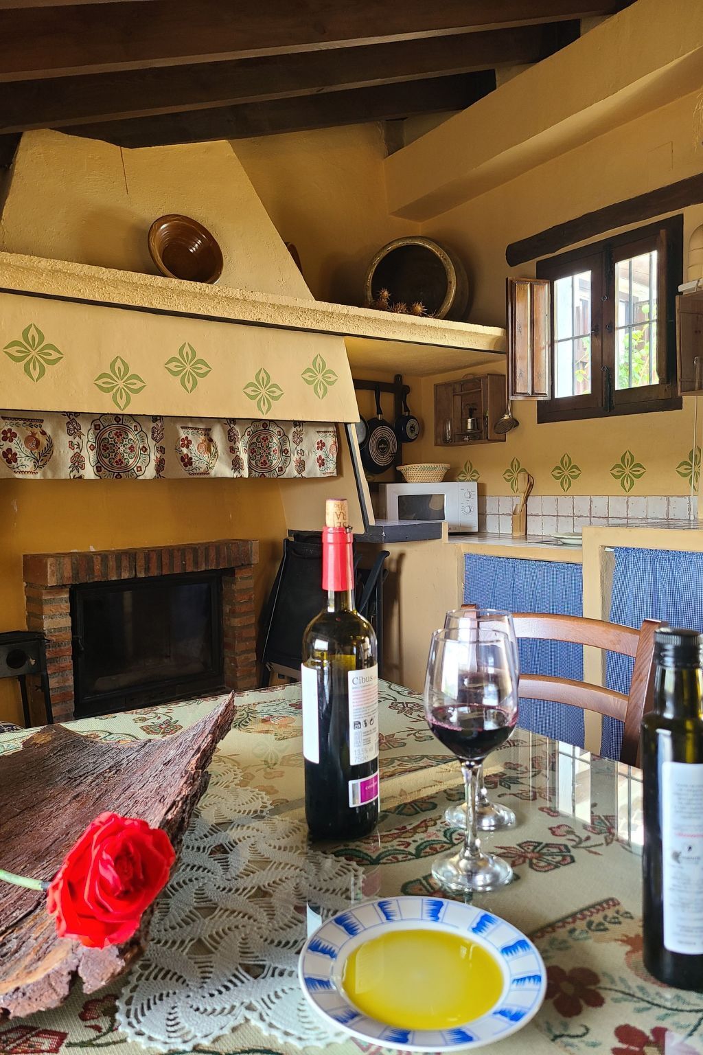 Cocineta à Fuentes de Cesna, gîte avec jardin et jacuzzi - Photo 18