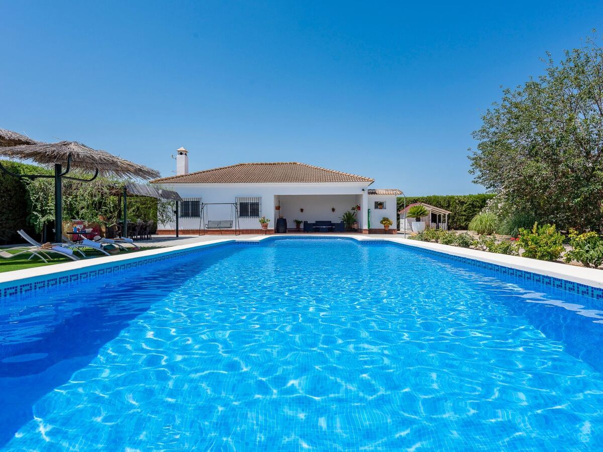 Maison de campagne à La Puebla de Cazalla – piscine 10×6 m - Photo 1