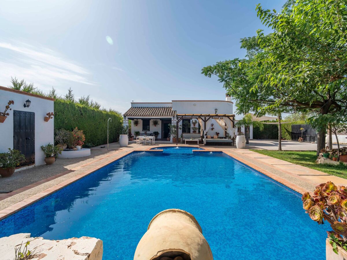 Maison de style mauresque à La Puebla de Cazalla, piscine 15 x 6 m - Photo 2