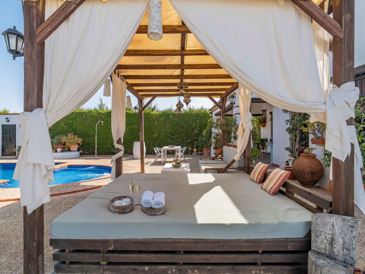 Maison de style mauresque à La Puebla de Cazalla, piscine 15 x 6 m - Photo 5