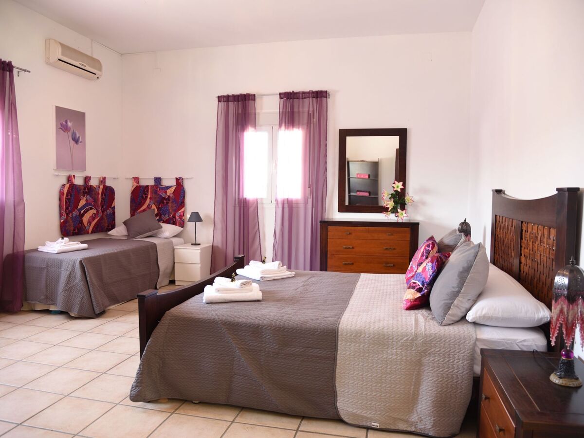 Finca Chalet Bellavista – 550 m² avec piscine à Lora del Río - Photo 6