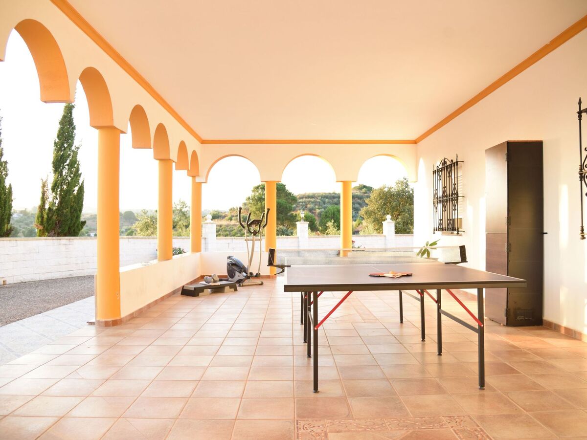 Finca Chalet Bellavista – 550 m² avec piscine à Lora del Río - Photo 16