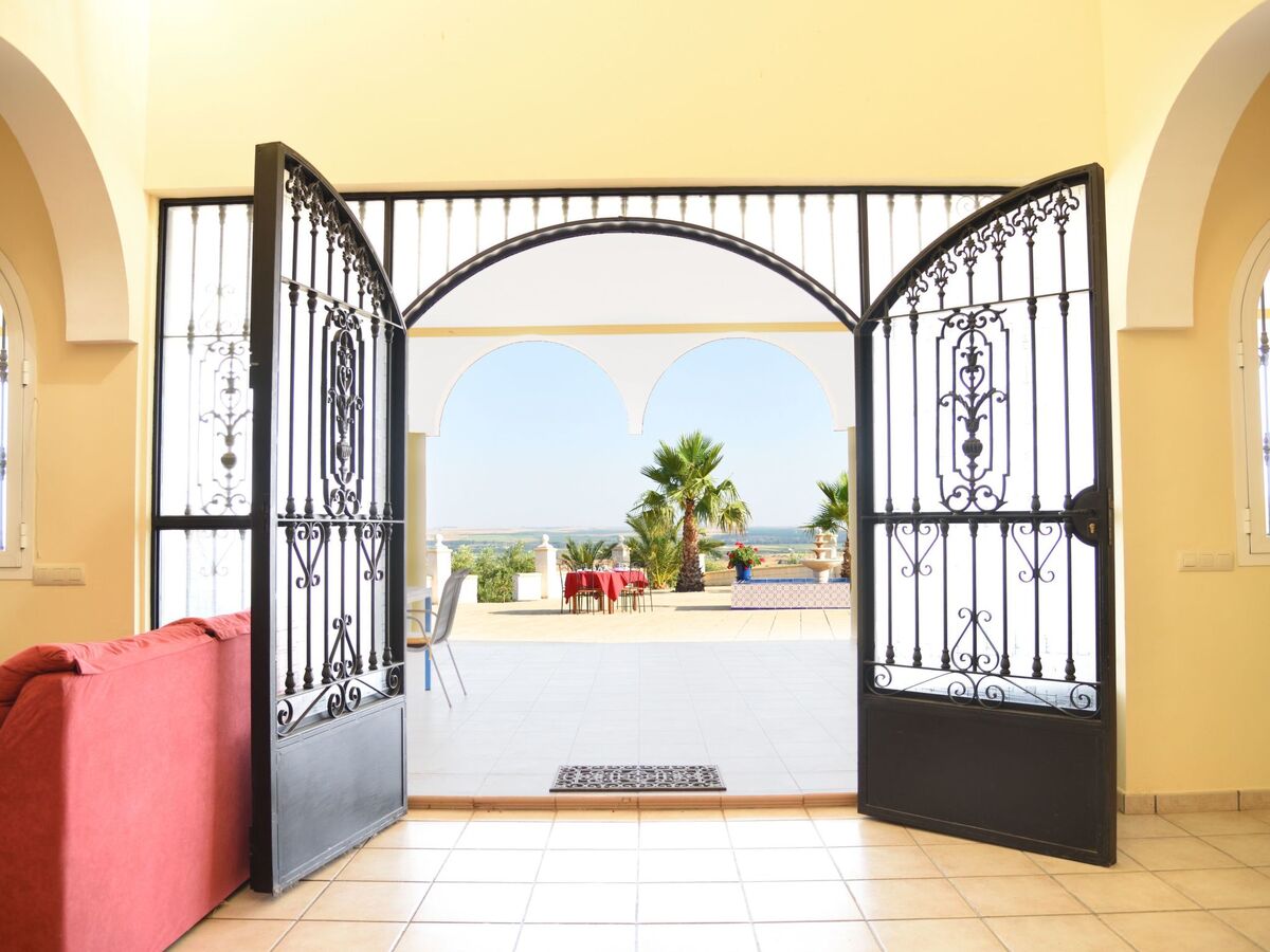 Finca Chalet Bellavista – 550 m² avec piscine à Lora del Río - Photo 18