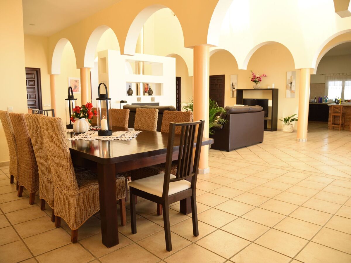 Finca Chalet Bellavista – 550 m² avec piscine à Lora del Río - Photo 21