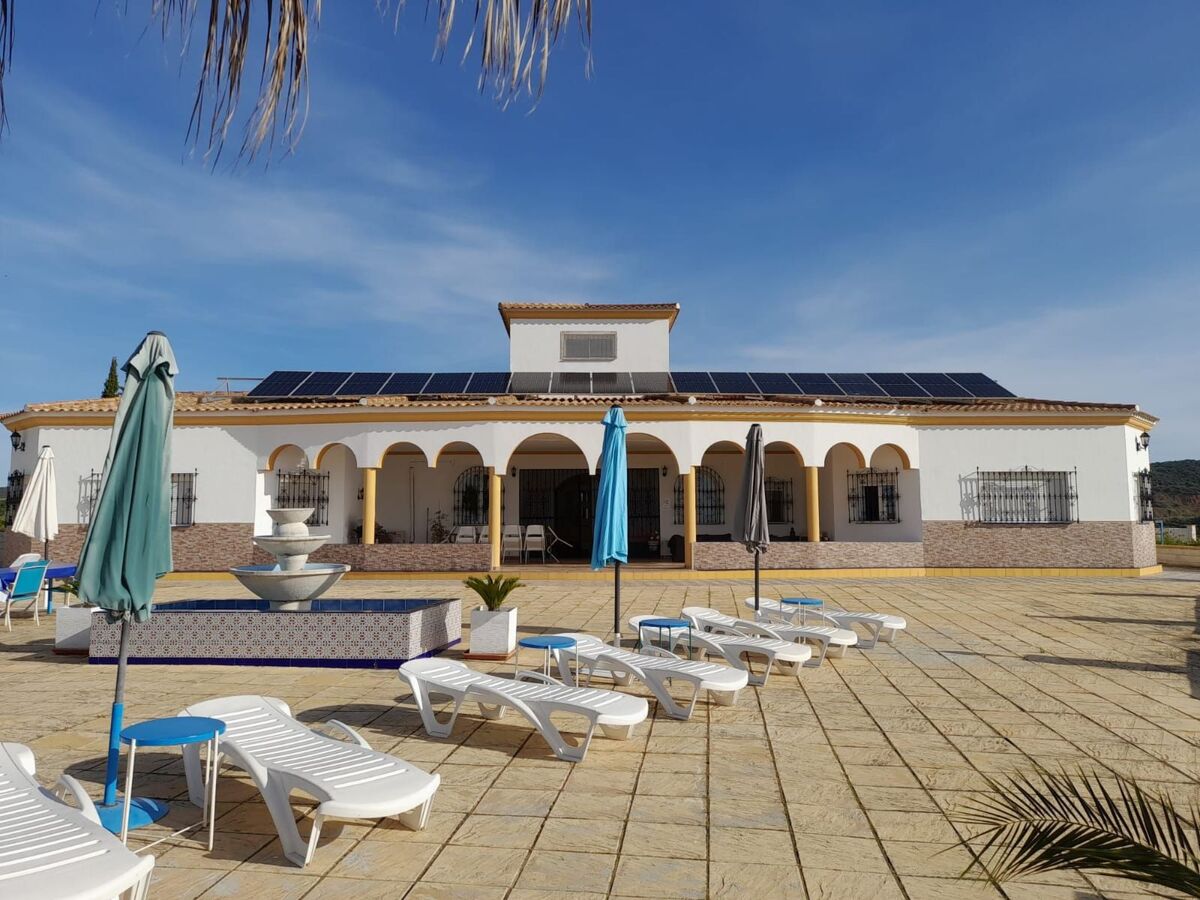 Finca Chalet Bellavista – 550 m² avec piscine à Lora del Río - Photo 32