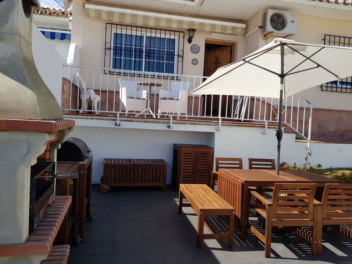 Villa 3 chambres avec piscine et jacuzzi à Nerja - Photo 2