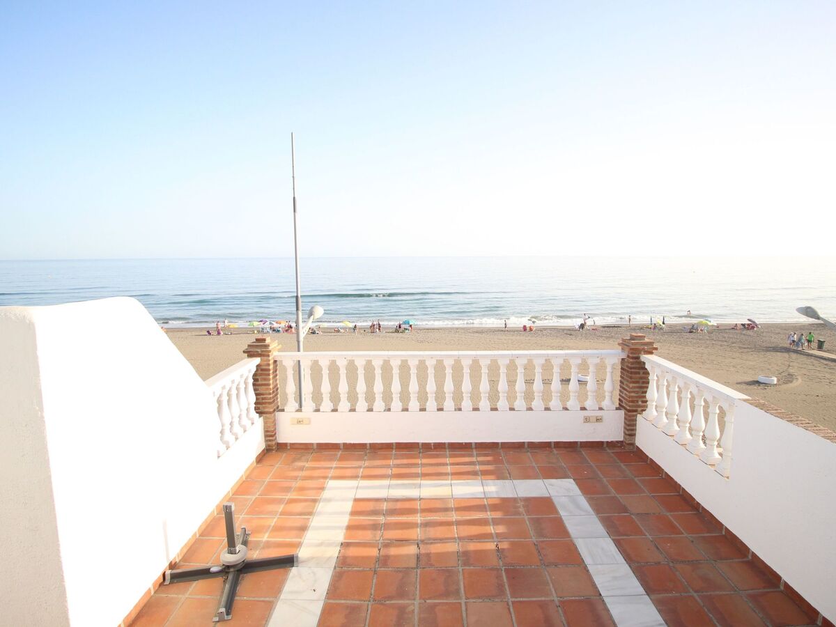 Appartement front de mer à Torrox, piscine olympique et tennis - Photo 2