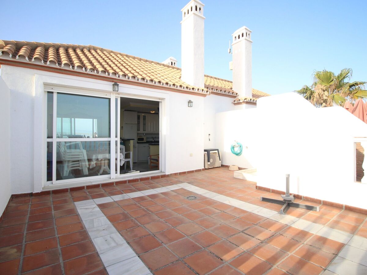 Appartement front de mer à Torrox, piscine olympique et tennis - Photo 7