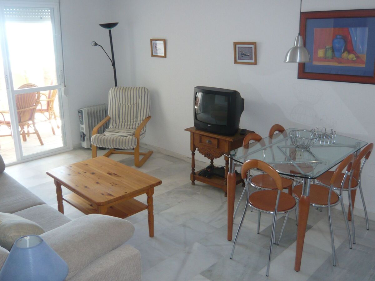 Appartement en bord de mer à Torrox Costa, piscine couverte chauffée - Photo 4