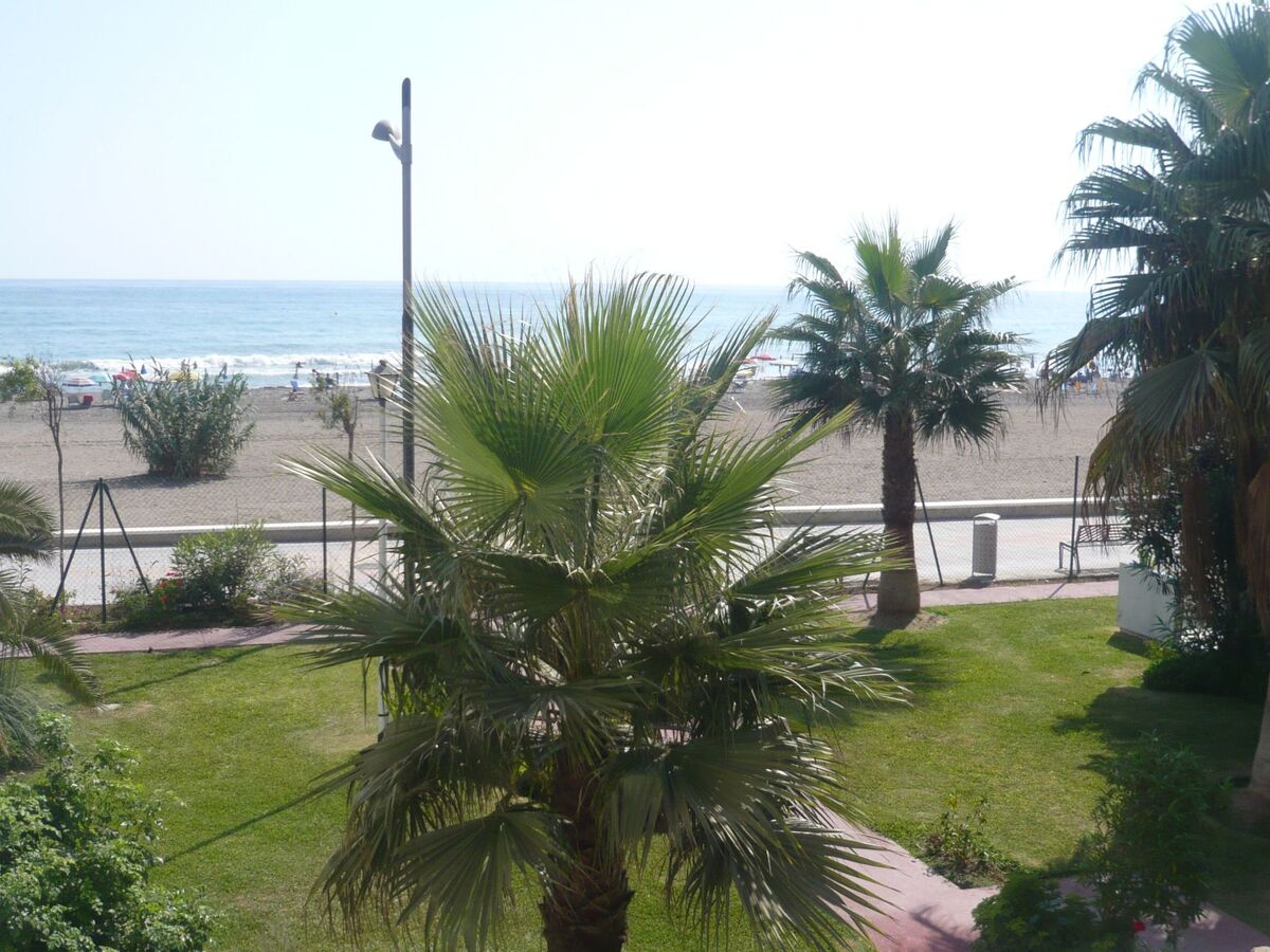 Appartement à 10 m de la plage à Torrox Costa, vue mer - Photo 1
