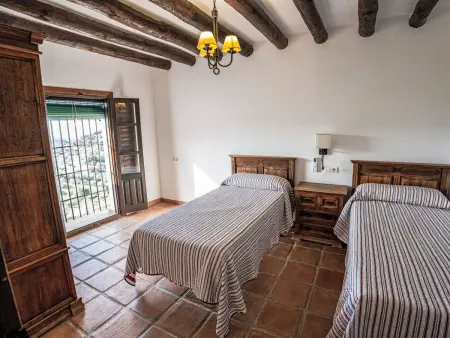 Maison avec piscine privée, vue lac et sierra à Los Romanes : photo 18