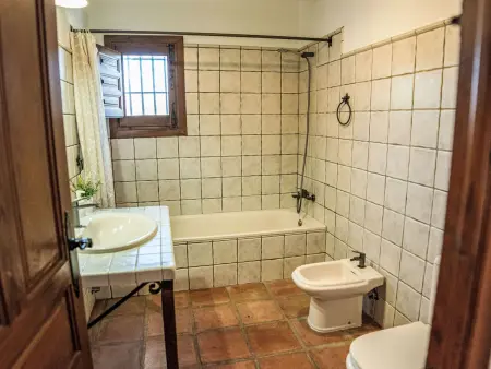 Maison avec piscine privée, vue lac et sierra à Los Romanes : photo 21