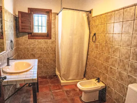 Maison avec piscine privée, vue lac et sierra à Los Romanes : photo 22
