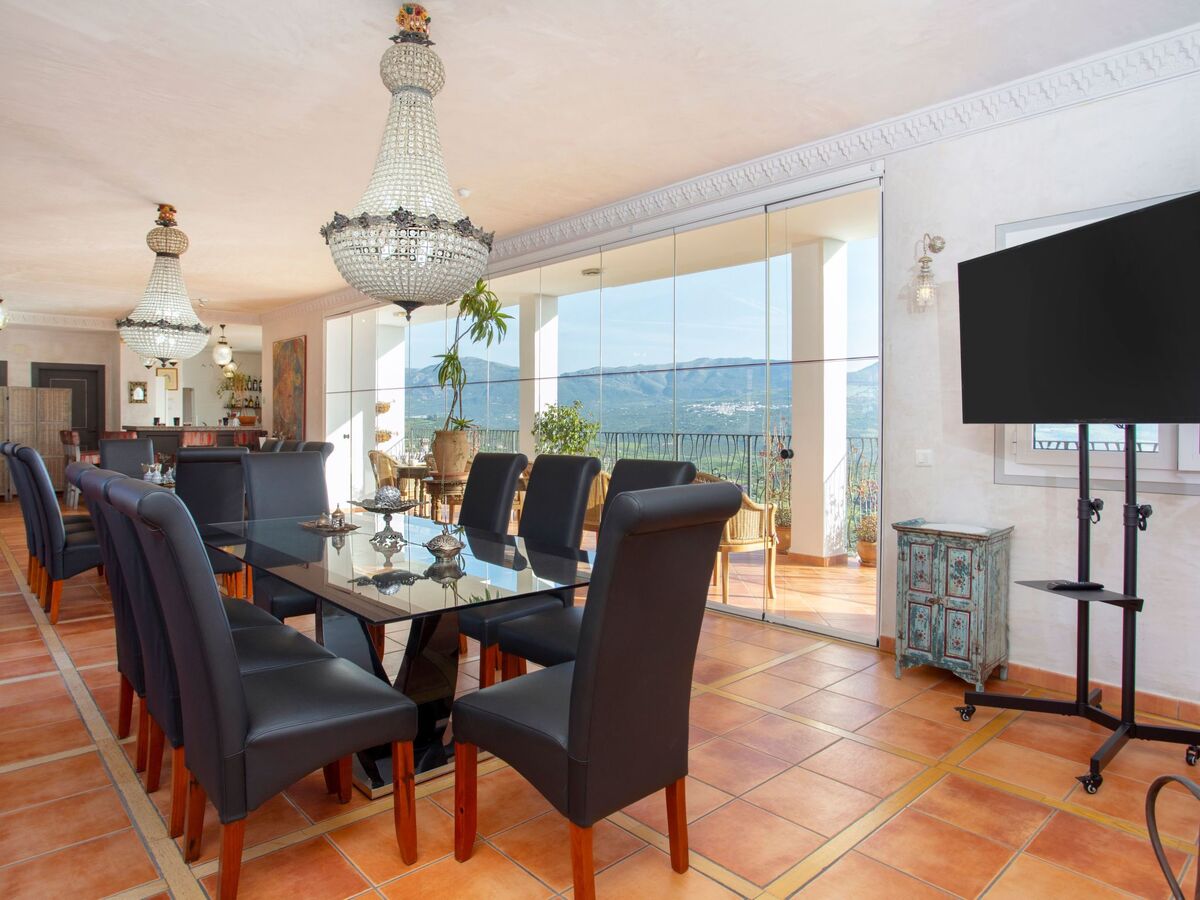 Maison 20 pers. à Los Romanes – spa, sauna et jacuzzi extérieur - Photo 2
