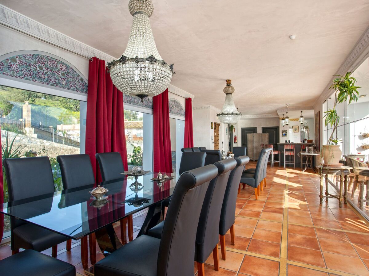 Maison 20 pers. à Los Romanes – spa, sauna et jacuzzi extérieur - Photo 3