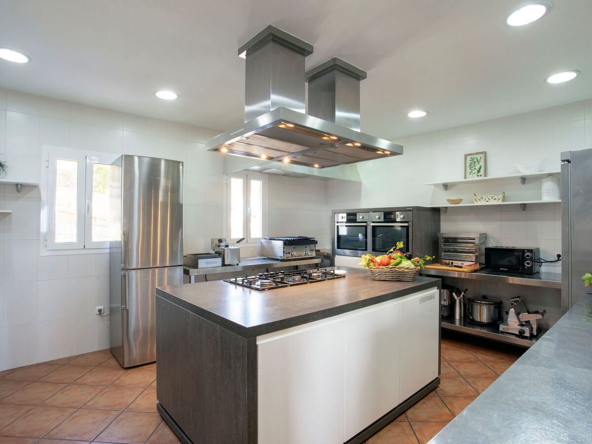 Maison 20 pers. à Los Romanes – spa, sauna et jacuzzi extérieur - Photo 5
