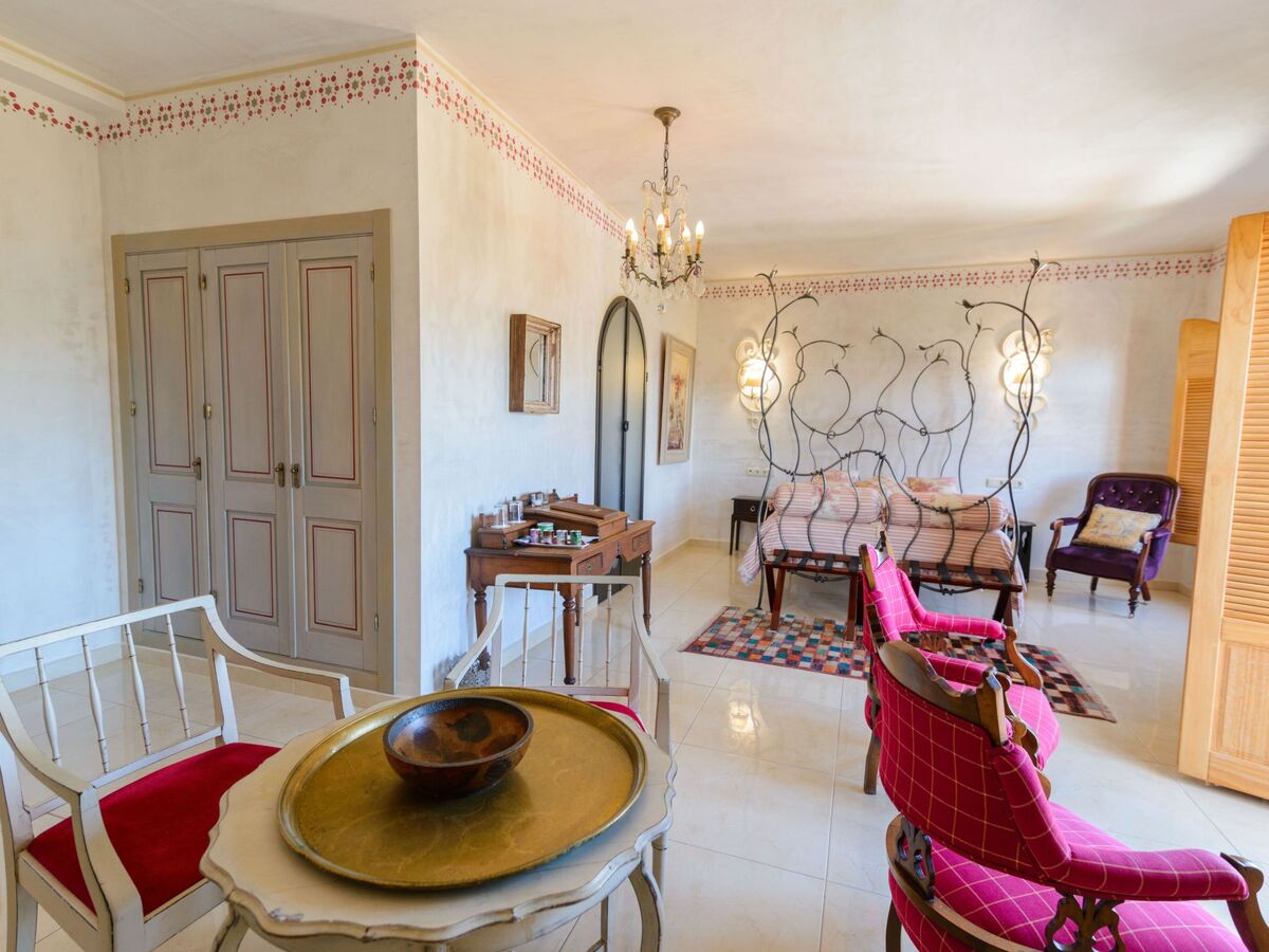 Maison 20 pers. à Los Romanes – spa, sauna et jacuzzi extérieur - Photo 6