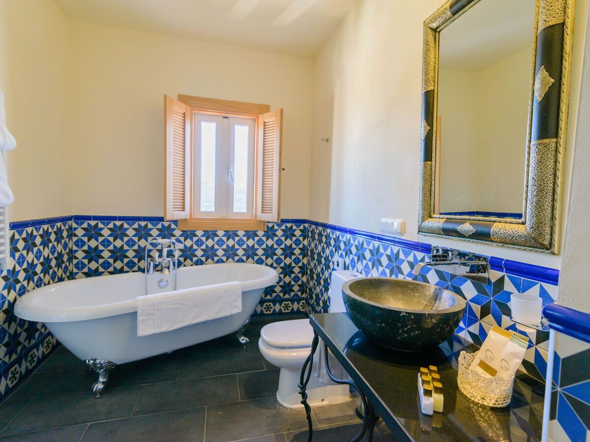 Maison 20 pers. à Los Romanes – spa, sauna et jacuzzi extérieur - Photo 11