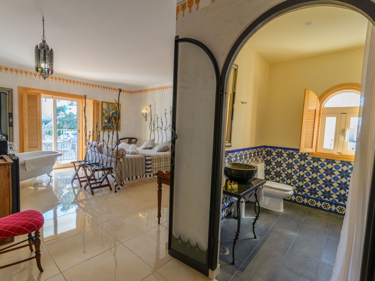 Maison 20 pers. à Los Romanes – spa, sauna et jacuzzi extérieur - Photo 14