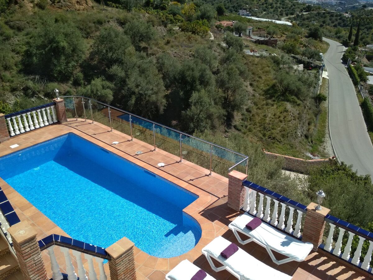 Villa Pedregal – Maison 3 chambres, piscine privée, vue montagne - Photo 2