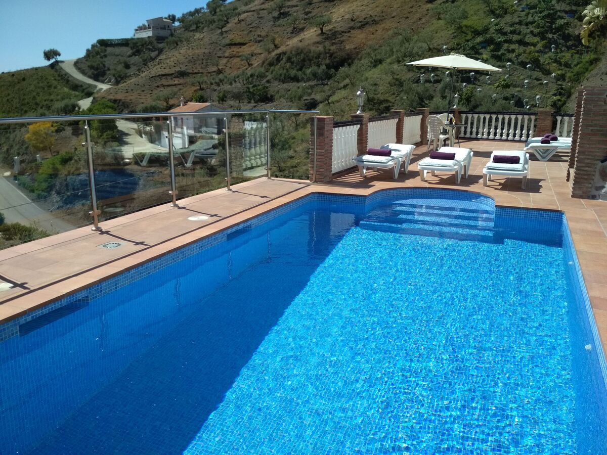 Villa Pedregal – Maison 3 chambres, piscine privée, vue montagne - Photo 3