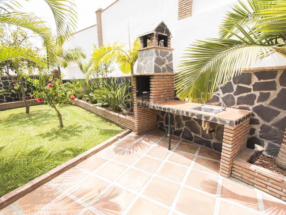 Angelyn, maison 3 chambres avec jacuzzi à Frigiliana - Photo 25