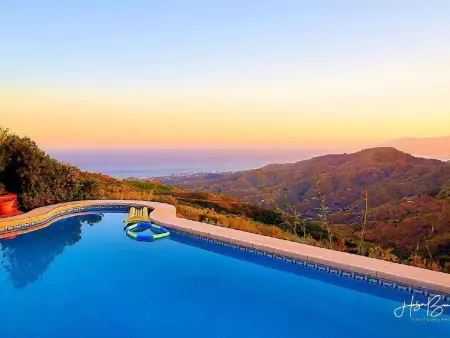 Villa Axarquia à Moclinejo, vue mer et piscine chauffée - Photo 8