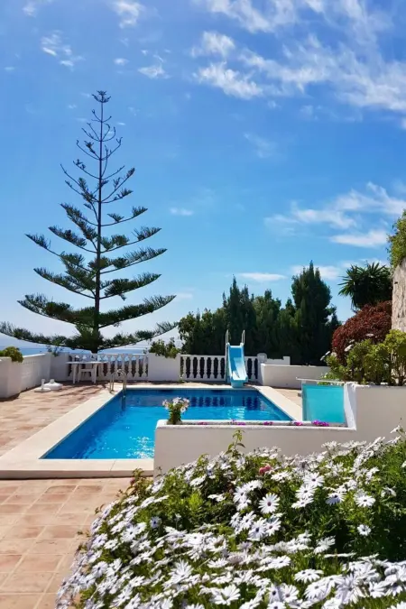 Villa Bella Vista mit Panoramablick und priv. Pool - Photo 28