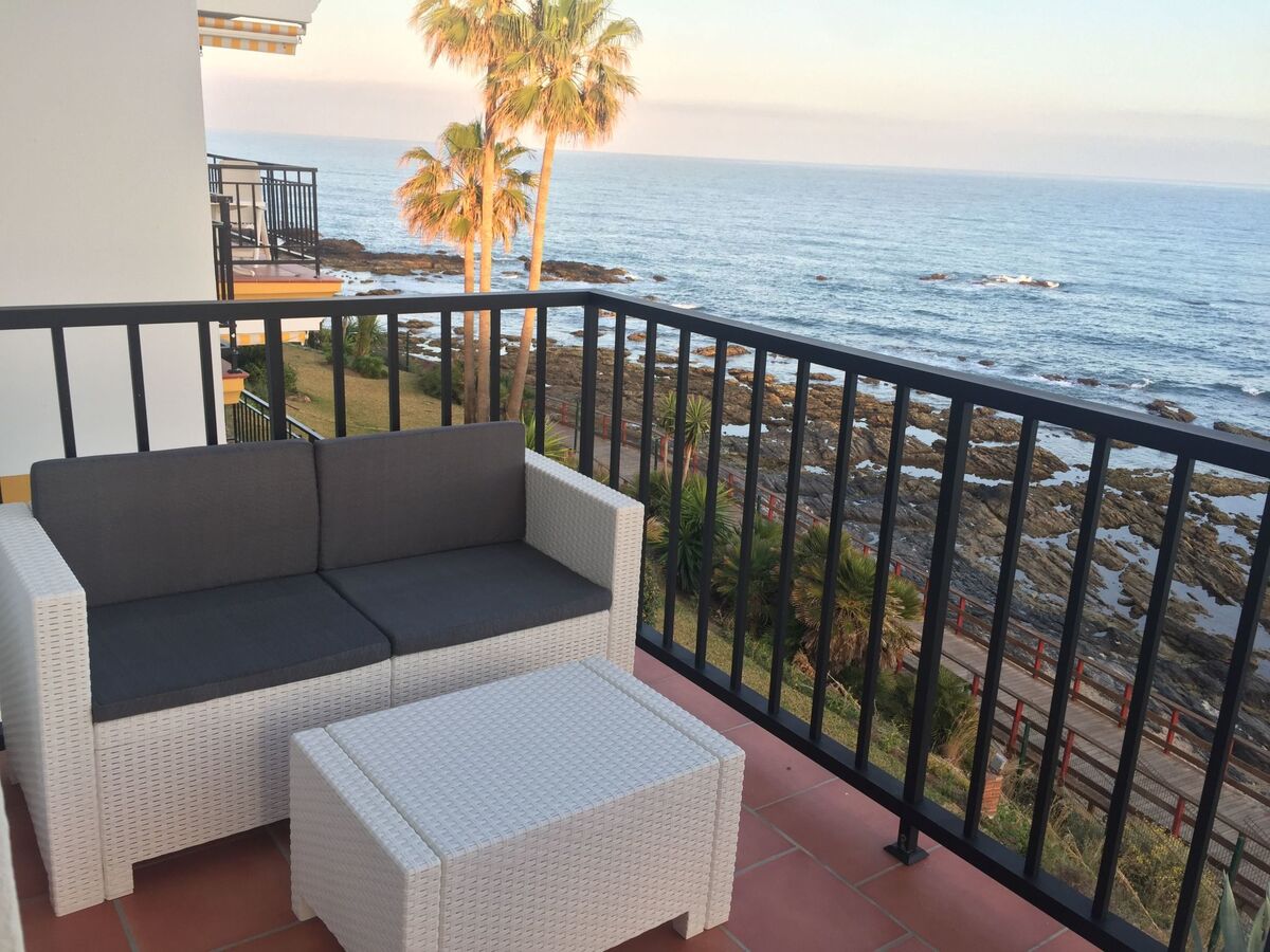 Appartement face mer à Mijas Costa, terrasse meublée - Photo 3