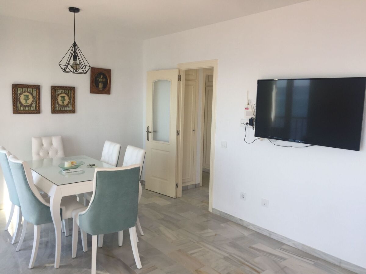 Appartement face mer à Mijas Costa, terrasse meublée - Photo 4
