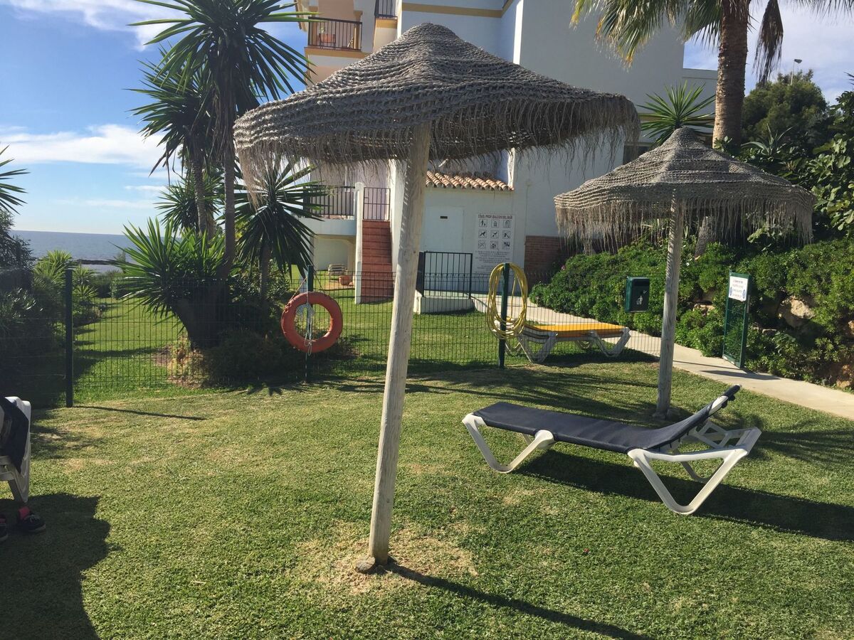 Appartement face mer à Mijas Costa, terrasse meublée - Photo 25