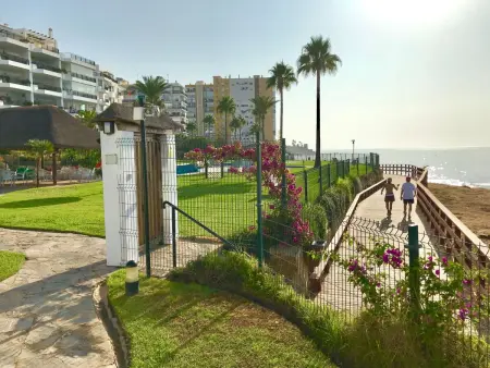 Mi Capricho : apt. 4 pers. jardin privé face à la mer : photo 41