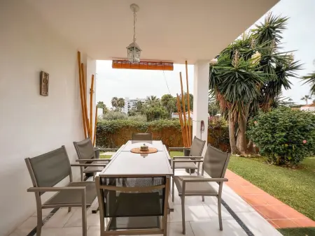 Schöne Villa, großer Pool und Garten, Location Maison 10 personnes à Marbella - Photo 41