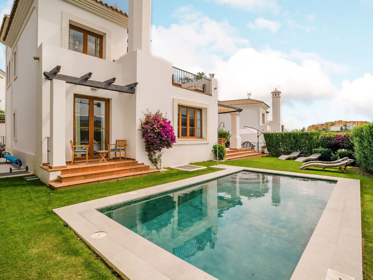 Villa La Resina – 14 pers., piscine chauffée et terrasse mer - Photo 40