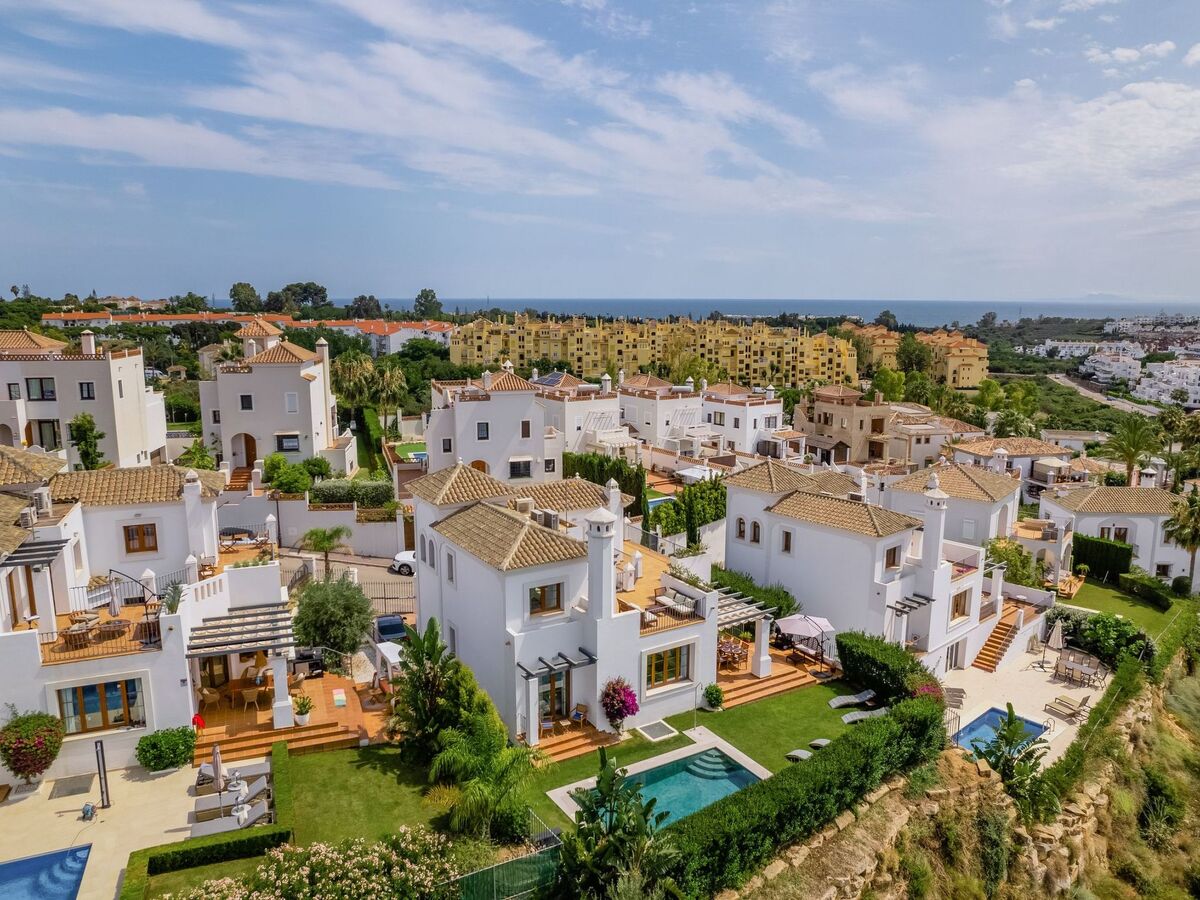 Villa La Resina – 14 pers., piscine chauffée et terrasse mer - Photo 43