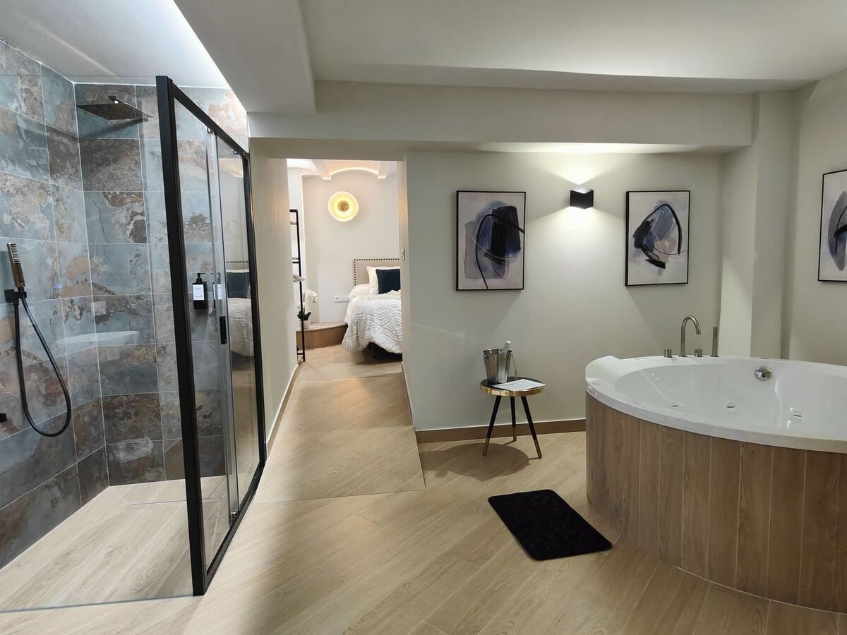 Appartement rénové avec bain à remous, cœur d'Ubrique - Photo 1
