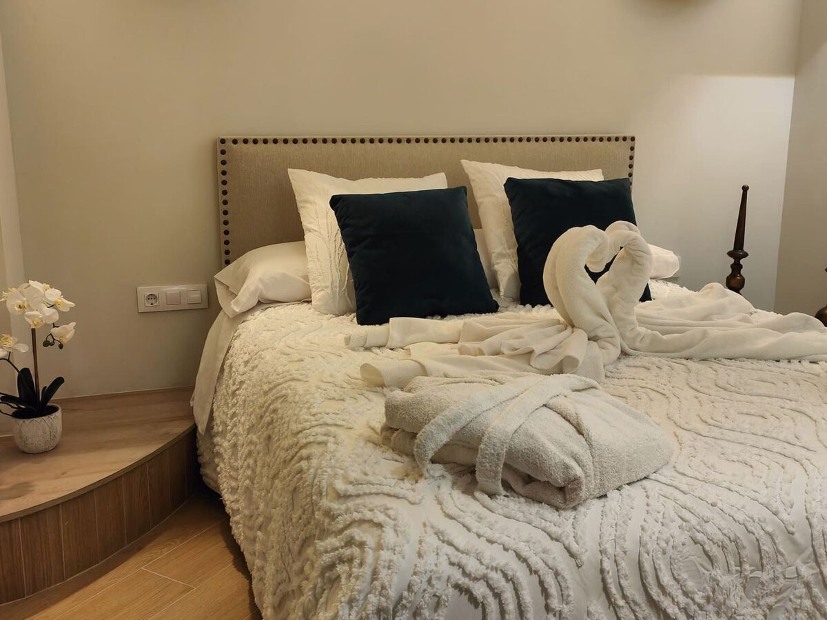 Appartement rénové avec bain à remous, cœur d'Ubrique - Photo 3