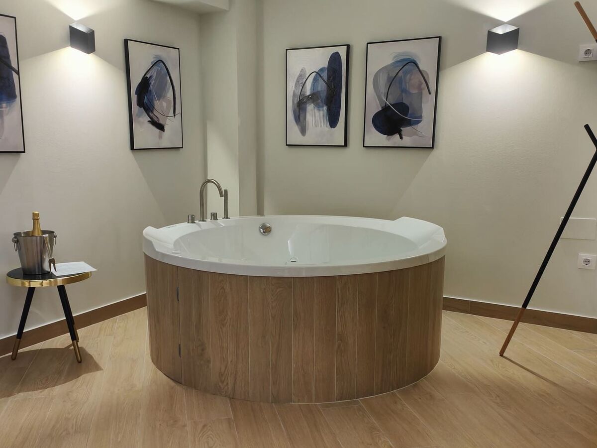 Appartement rénové avec bain à remous, cœur d'Ubrique - Photo 5