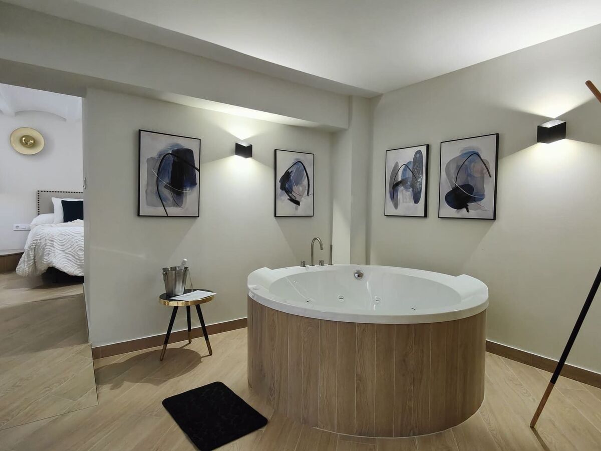 Appartement rénové avec bain à remous, cœur d'Ubrique - Photo 13