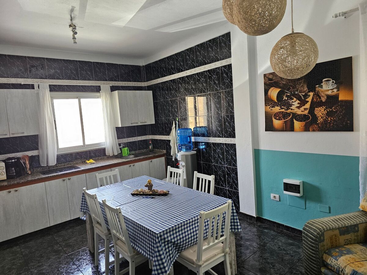 Appartement 6 pers., 50 m de la plage à La Caleta - Photo 3