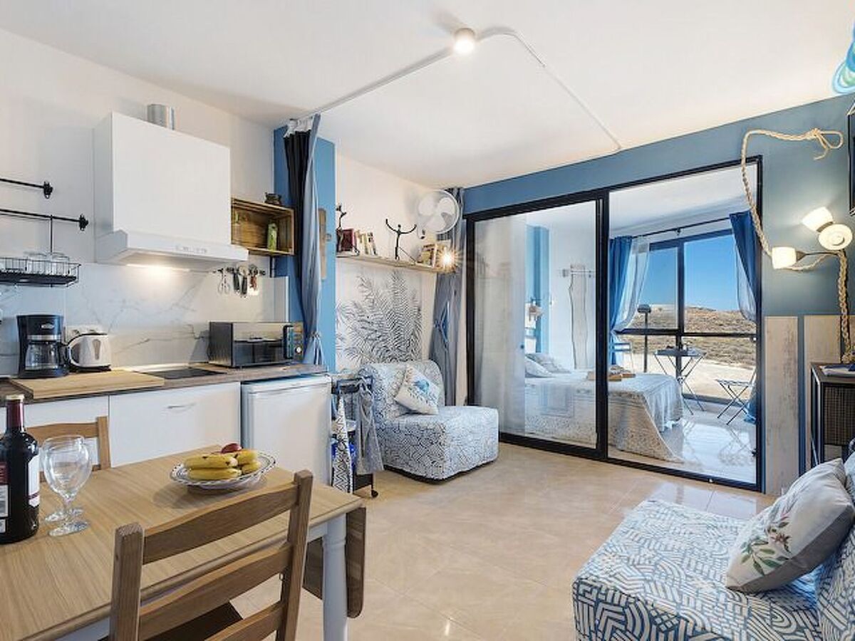 Appartement vue mer à Los Abrigos, accès direct piscine naturelle - Photo 7