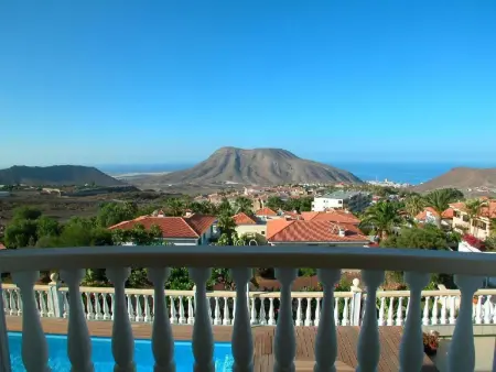 Location appartement à Chayofa, Penthouse Vistamar mit beheiztem Gemeinschaftspool