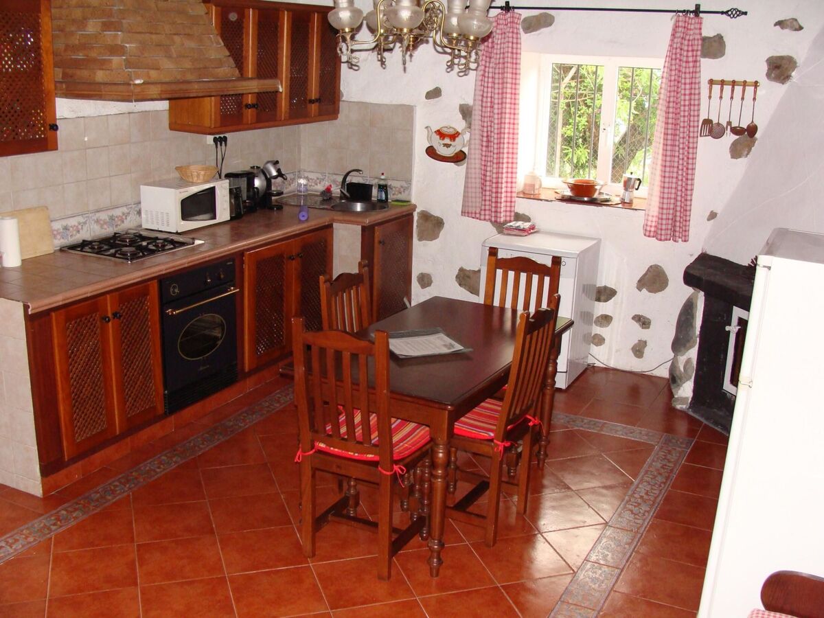 Maison rénovée dans une finca de 1750, piscine privée, vue Teide - Photo 2